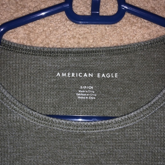 American Eagle Top - Picture 2 of 2
